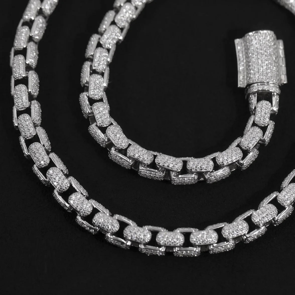 ICED SNAKE CHAIN