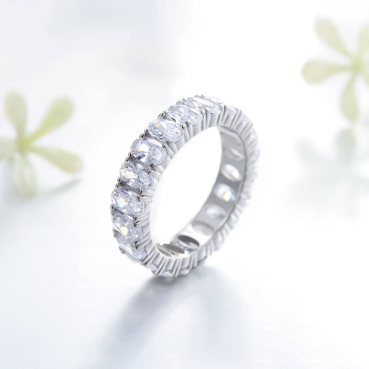 ICED LOOP RING