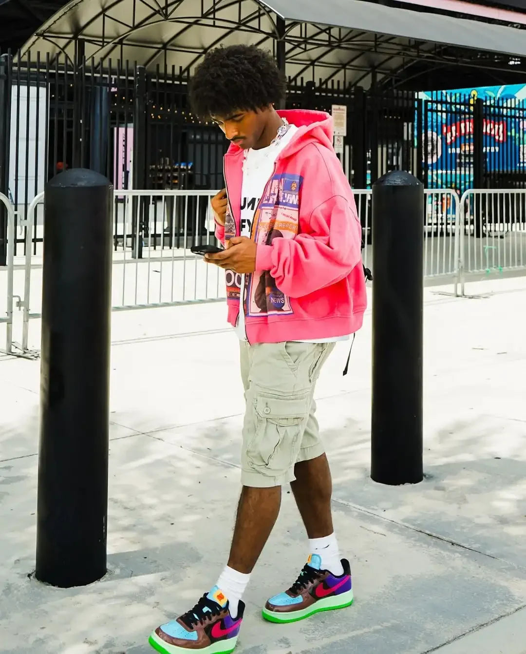 RETRO 'V' HOODIE