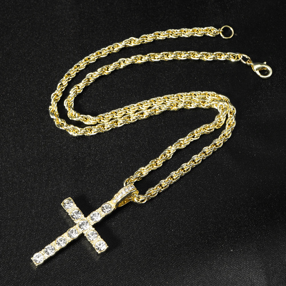 CROSS PENDANT